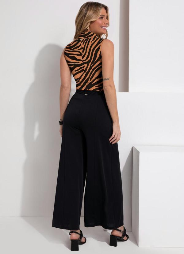 Quintess - Blusa Zebra Marrom com Gola Alta 9