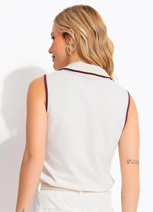 Quintess - Blusa Gola Polo Off White em Piquet - QUINTESS