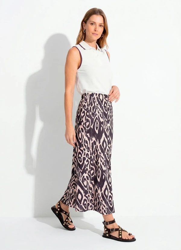 Quintess - Regata Polo Feminina em Malha Piquet Off White com Detalhe Vinho 5