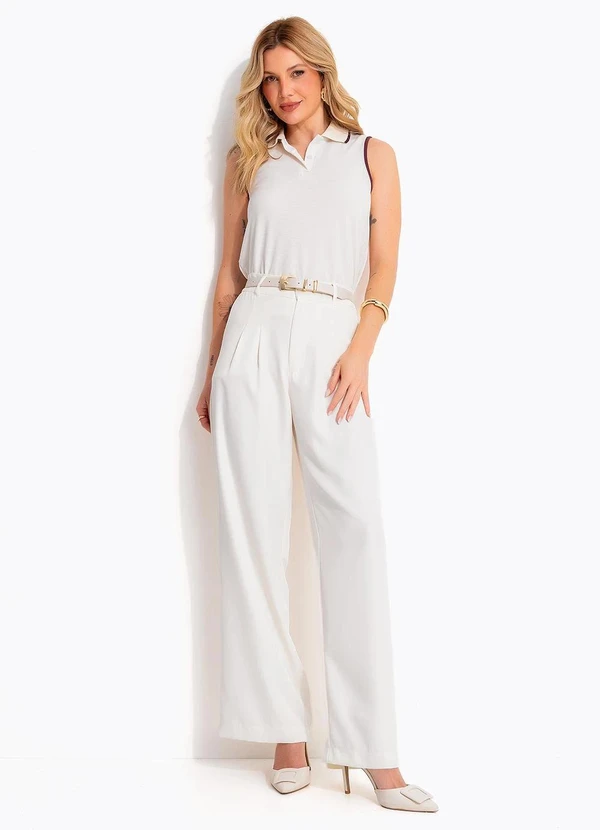 Quintess - Regata Polo Feminina em Malha Piquet Off White com Detalhe Vinho 7