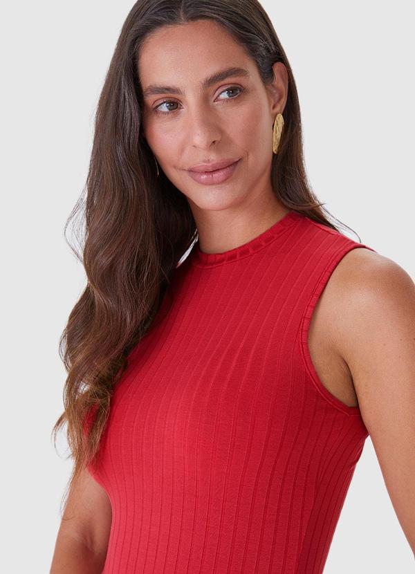 Malwee - Regata Vermelha Justa Canelada Feminina 5