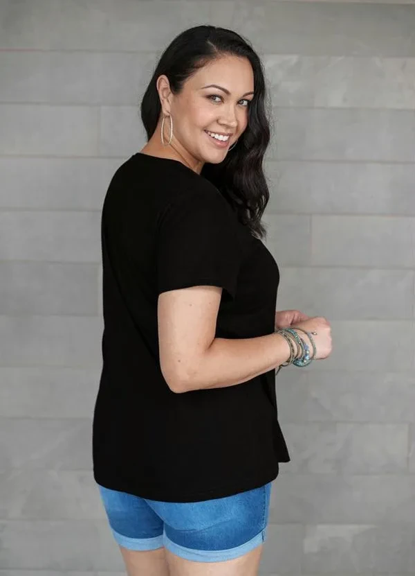 bonprix - Camiseta Estampada Preto 1