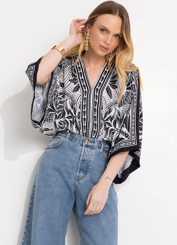 Farm - Body  em Viscose Preto 6