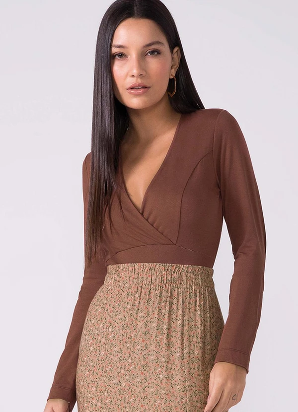 Marialícia - Body Feminino Decote Transpassado Marrom