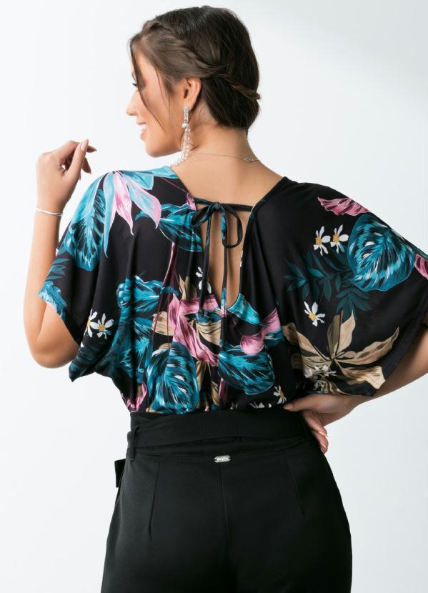 Quintess - Body Floral Preto Decote V e Mangas Amplas 3