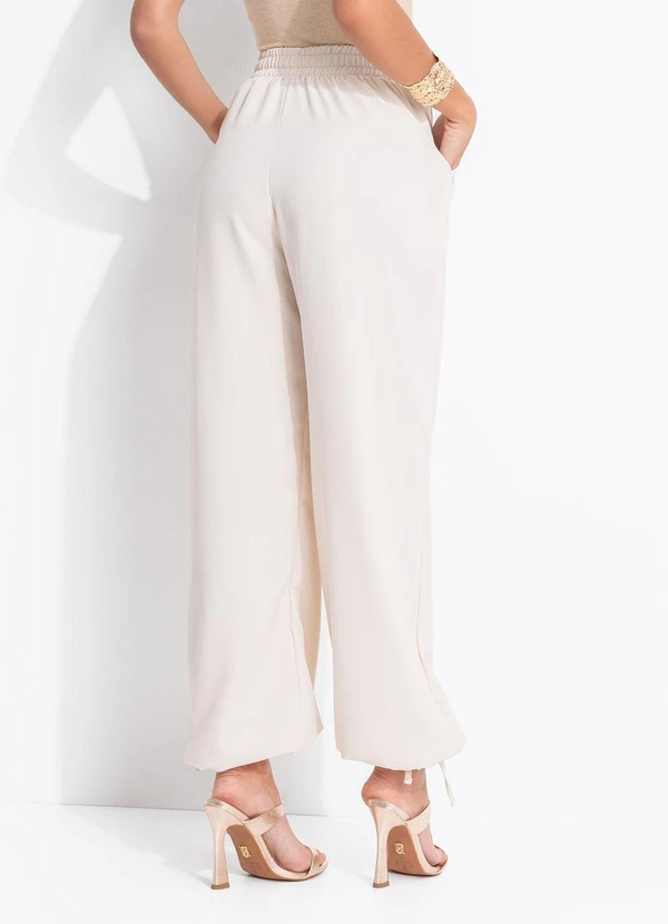 Quintess - Calça Aladim Bege em Crepe Plano 9