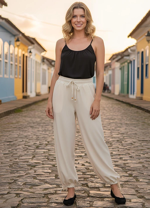 Quintess - Calça Aladim Bege em Crepe Plano 2