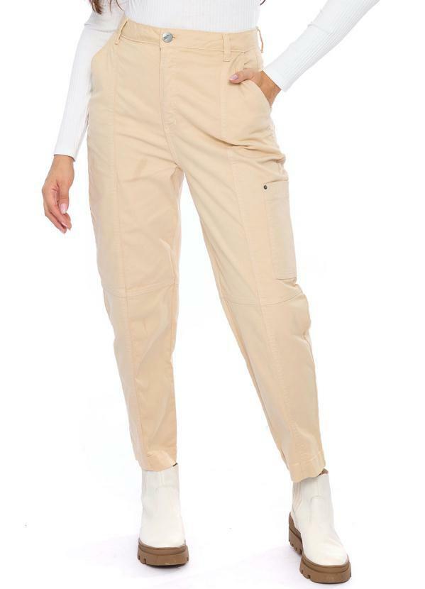 Doce Trama - Calça Baggy em Sarja Bege