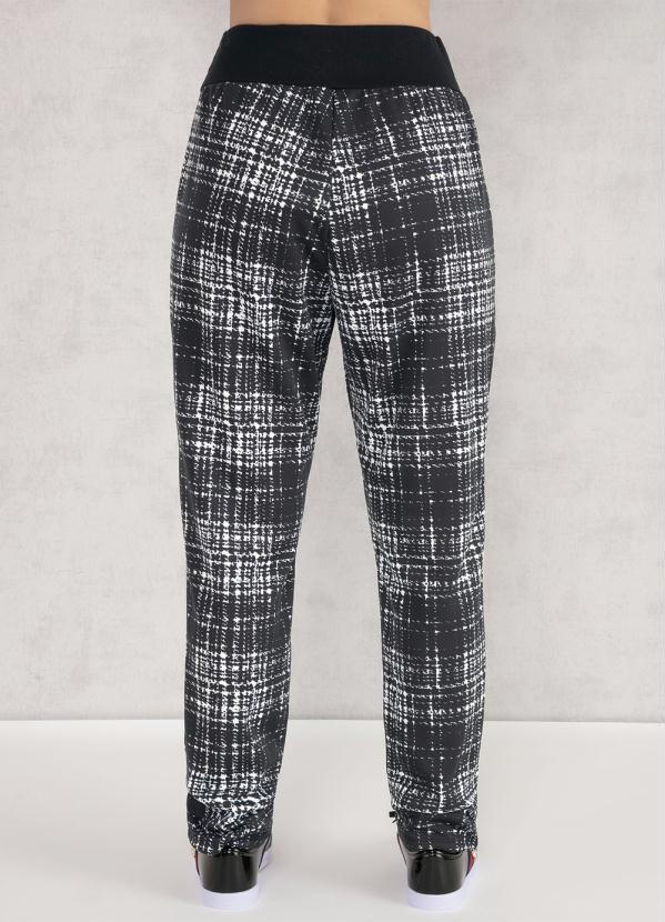 Moda Pop - Calça com Bolsos Xadrez Preta 2
