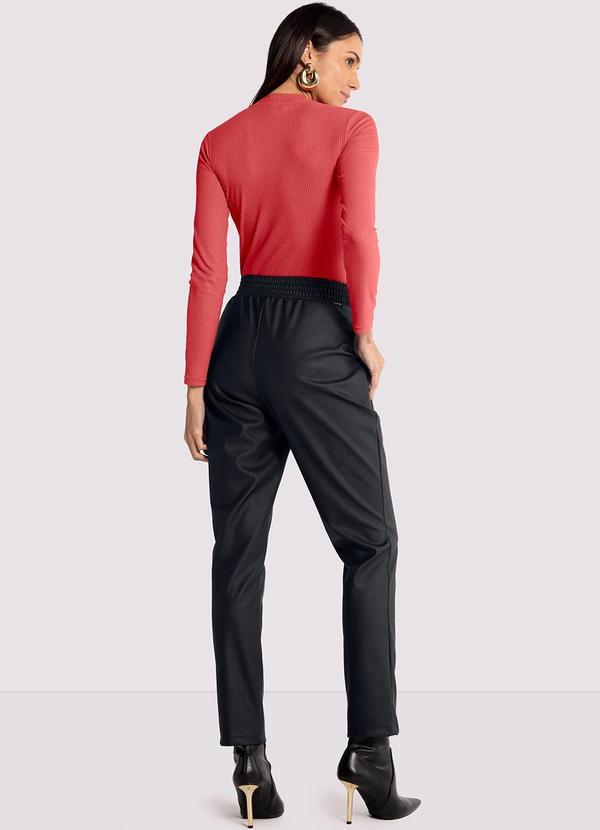 Lunender - Calça Comfort em Pu com Cintura Alta Preto 4