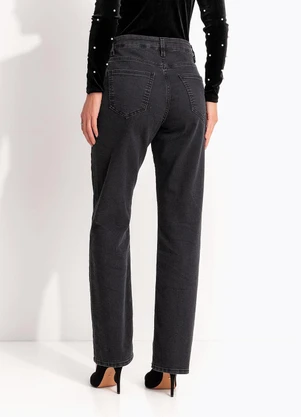 Quintess - Calça Reta Preto em Jeans - QUINTESS