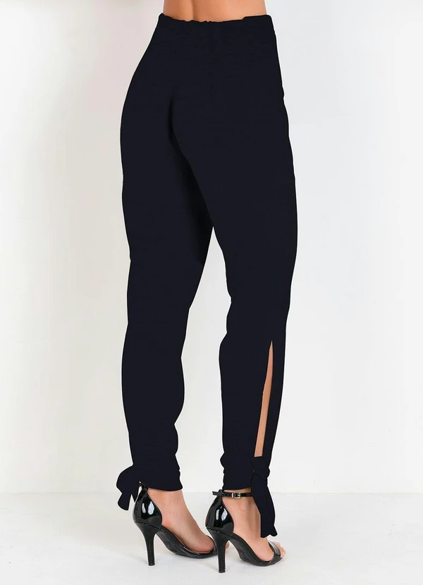 Moda Pop - Calça Jogger Preta com Fendas e Amarração 4