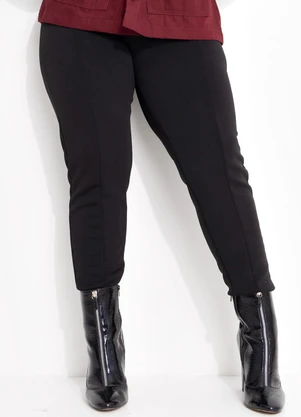 Quintess - Calça Montaria Preta em Neoprene - QUINTESS