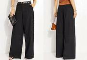 Cal�a Pantalona Alfaiataria Preta com Costura Contrastante e Bolsos