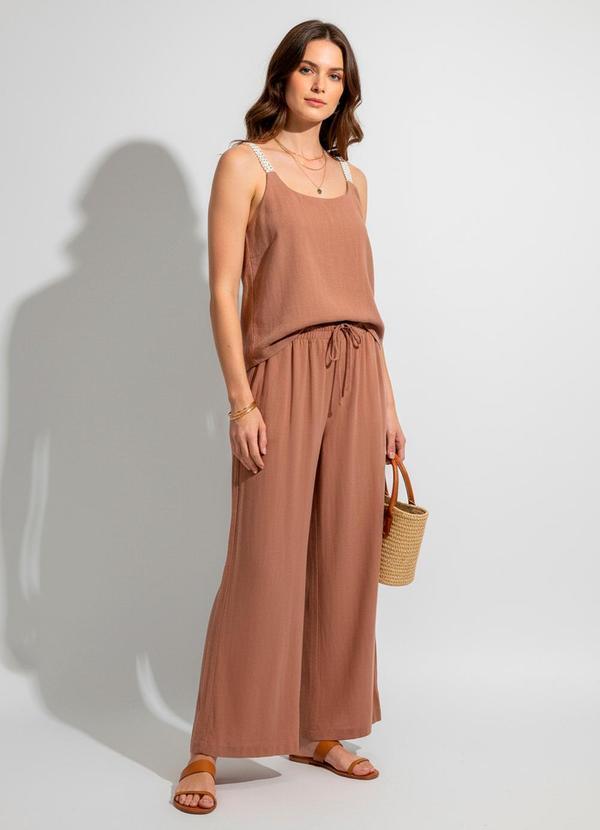 Cal�a Pantalona (Marrom Claro) em Viscose com Linho