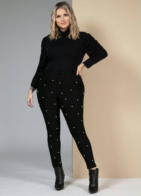 Quintess - Calça Preta com Aplicação de Pérolas Sintéticas 8