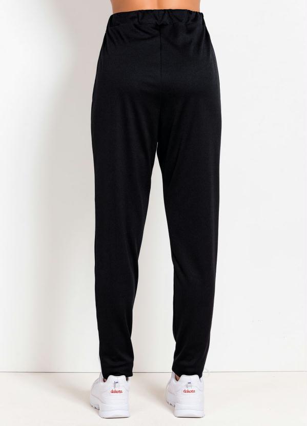 Moda Pop - Calça Preta com Recortes Laterais Estampados 7