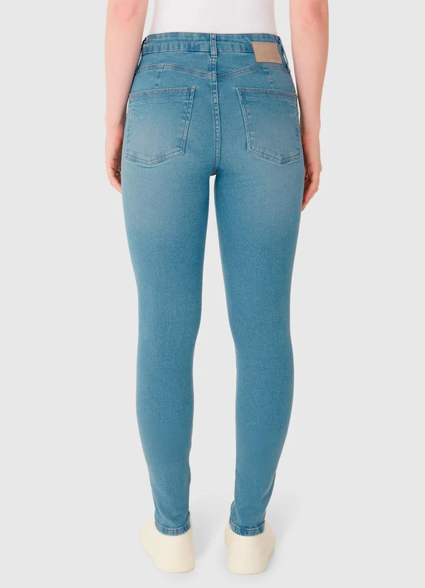 Malwee - Calça Skinny Cintura Alta em Jeans Azul Claro 2