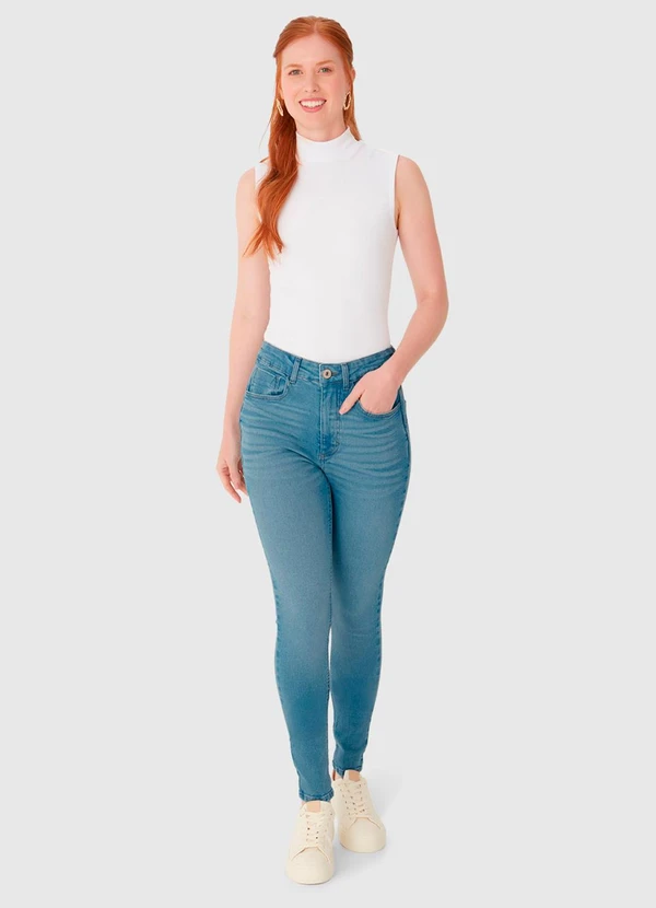 Malwee - Calça Skinny Cintura Alta em Jeans Azul Claro 3