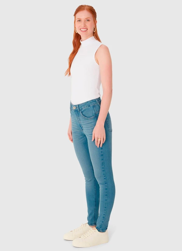 Malwee - Calça Skinny Cintura Alta em Jeans Azul Claro 5