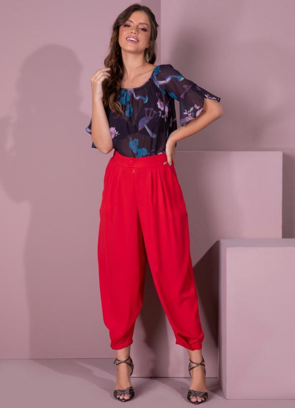 Queima Estoque - Calça Vermelho com Pregas 6