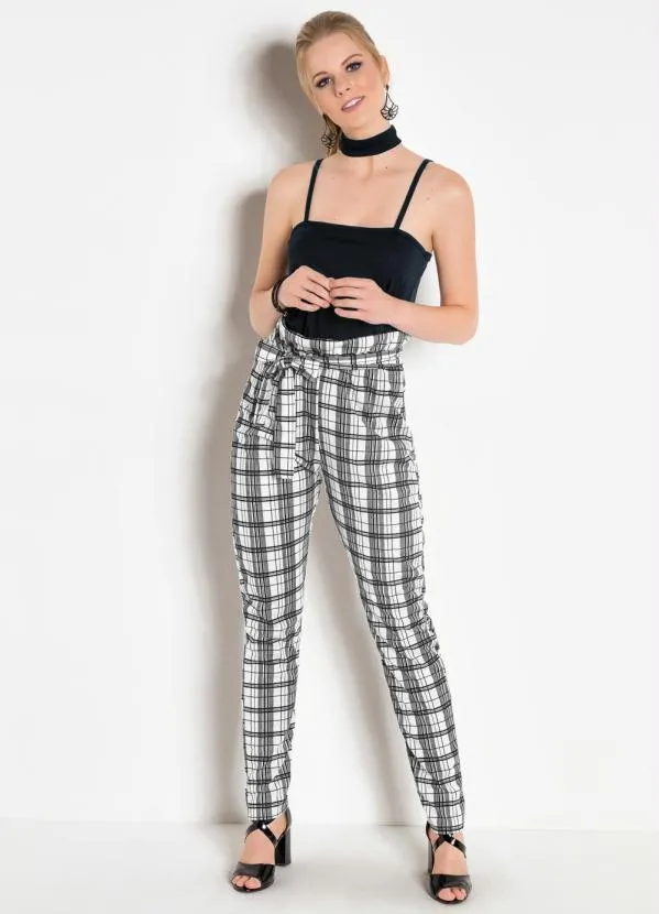 Moda Pop - Calça Xadrez e BrancaCom Faixa na Cintura 3
