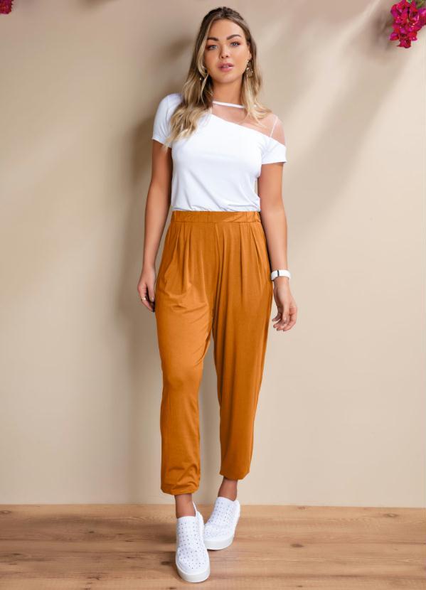 Quintess - Calça Caramelo Soltinha com Pregas 5