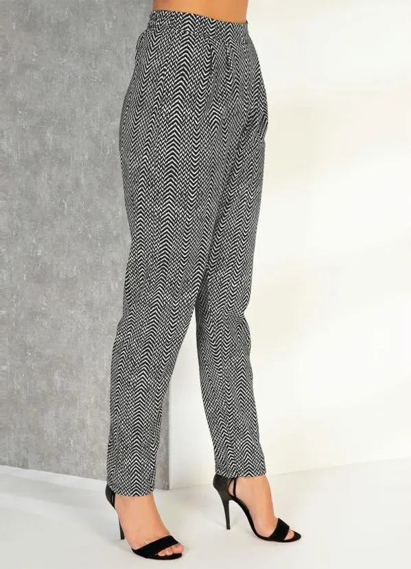 Moda Pop - Calça Chevron Preto com Pregas 7