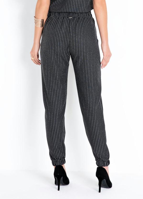 Quintess - Calça com Fios Metalizados Prata Preta 2