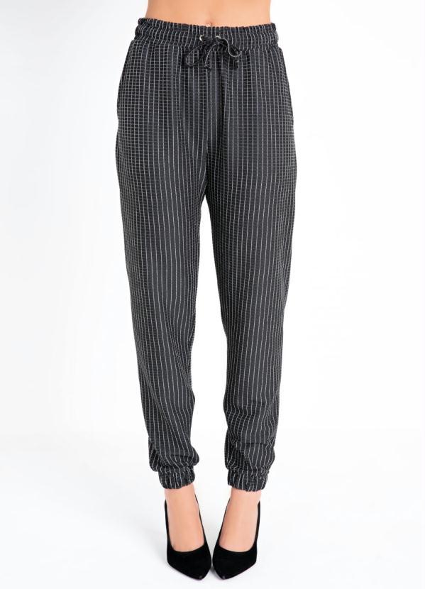 Quintess - Calça com Fios Metalizados Prata Preta 3