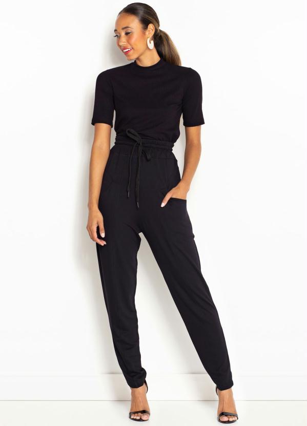 Farm - Calça de Moletom com Recortes Preta 3