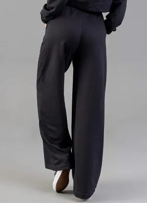 Just Basic - Calça em Moletom Preto - JUST BASIC