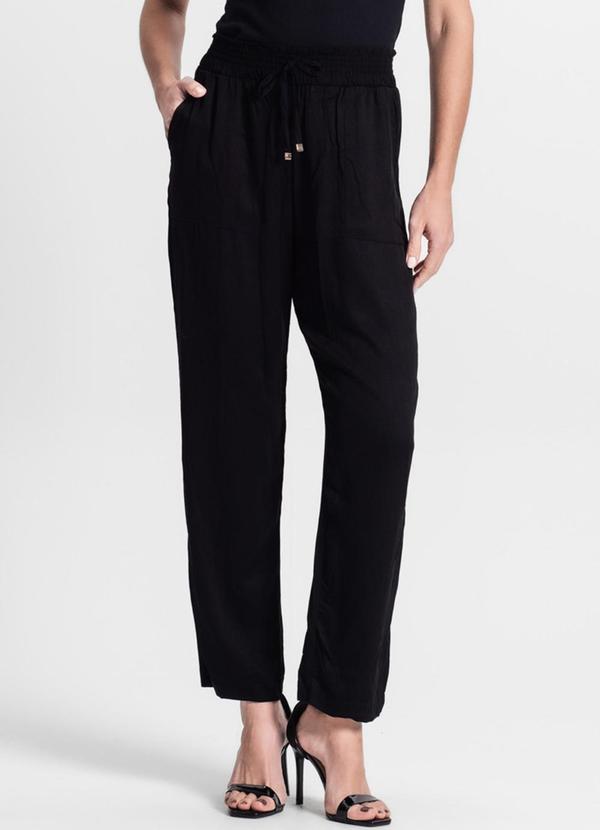 Endless - Calça Feminina com Bolso Quadrado Viscose Preto