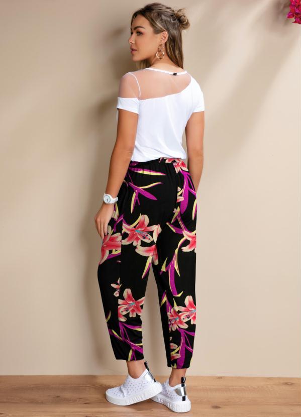 Quintess - Calça Flores Vermelhas Soltinha com Pregas 4