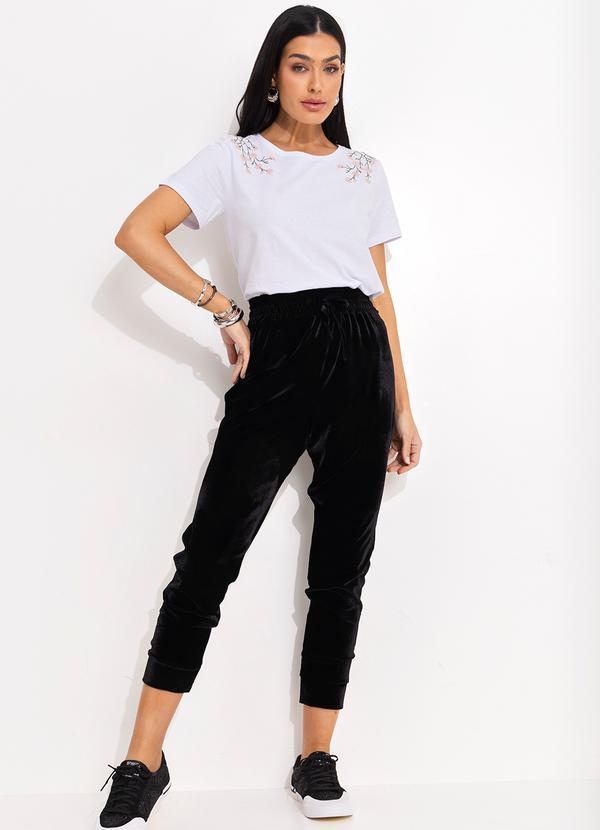 Quintess - Calça Jogger Preta em Veludo 5