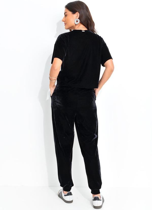Quintess - Calça Jogger Preta em Veludo 6