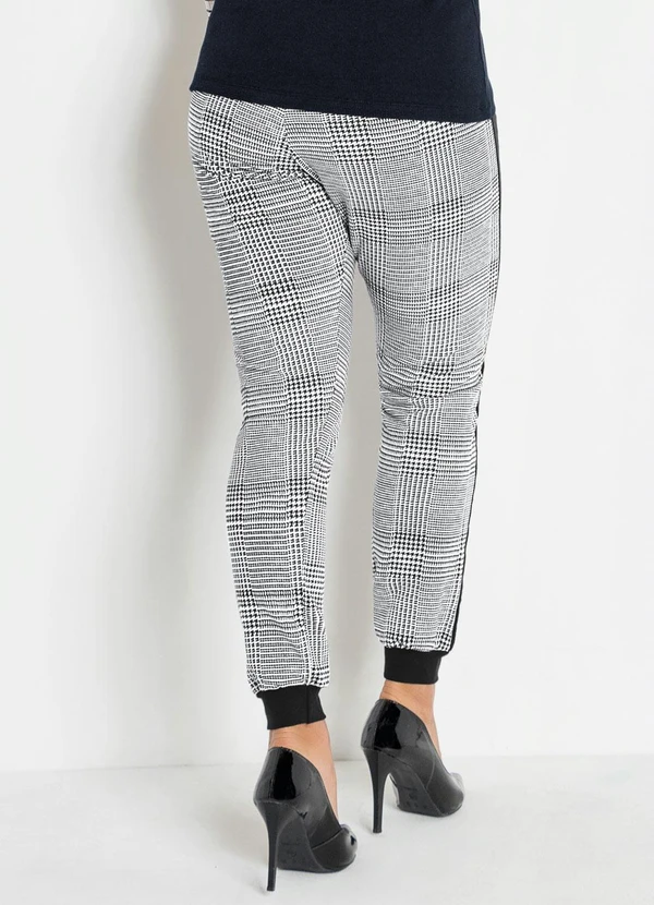 Moda Pop - Calça Jogger Xadrez com Faixa nas Laterais 4