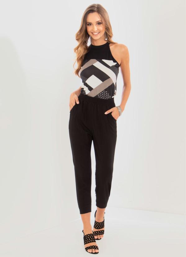 Quintess - Calça Preta com Abertura Lateral 3