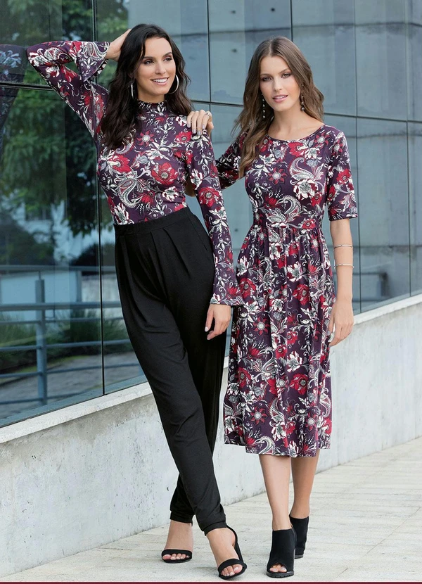 Quintess - Calça Preta Soltinha com Pregas 14