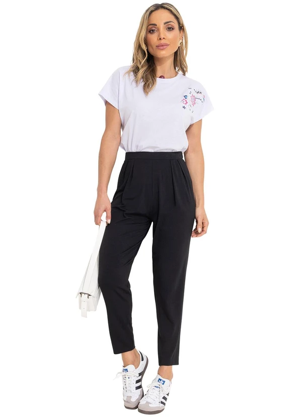 Quintess - Calça Preta Soltinha com Pregas 3