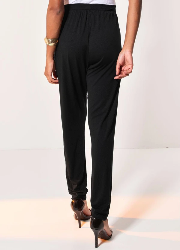 Quintess - Calça Preta Soltinha com Pregas 7