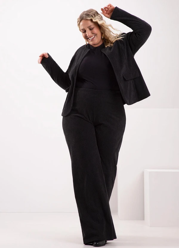 Lunender Mais Mulher - Calça Wide Leg em Tecido de Veludo Preto 3