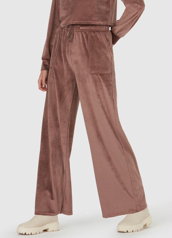Malwee - Calça Wide Leg Veludo Canelado Feminina Marrom