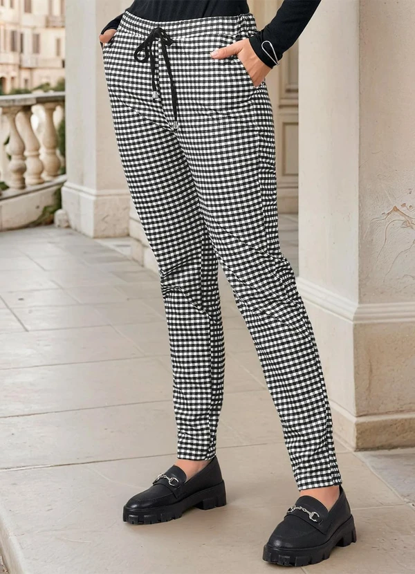 Calça Xadrez Comfort com Amarração Vivhy Preto Bonprix