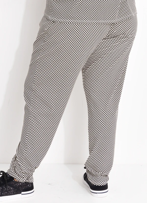 Quintess - Calça Xadrez P&B em Malha de Viscose 11