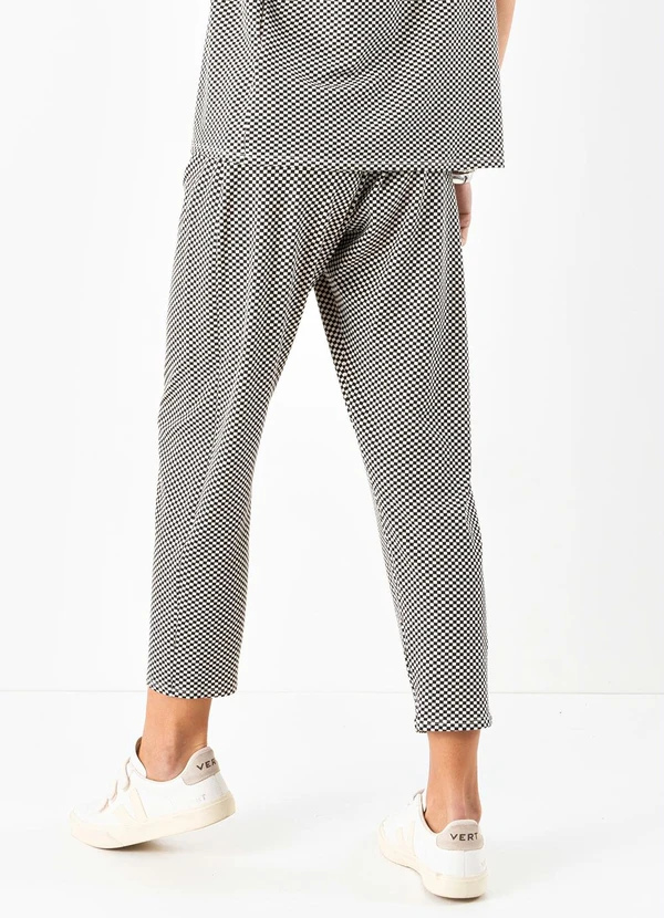 Quintess - Calça Xadrez P&B em Malha de Viscose 2