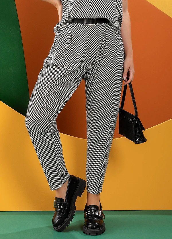 Quintess - Calça Xadrez P&B em Malha de Viscose 5