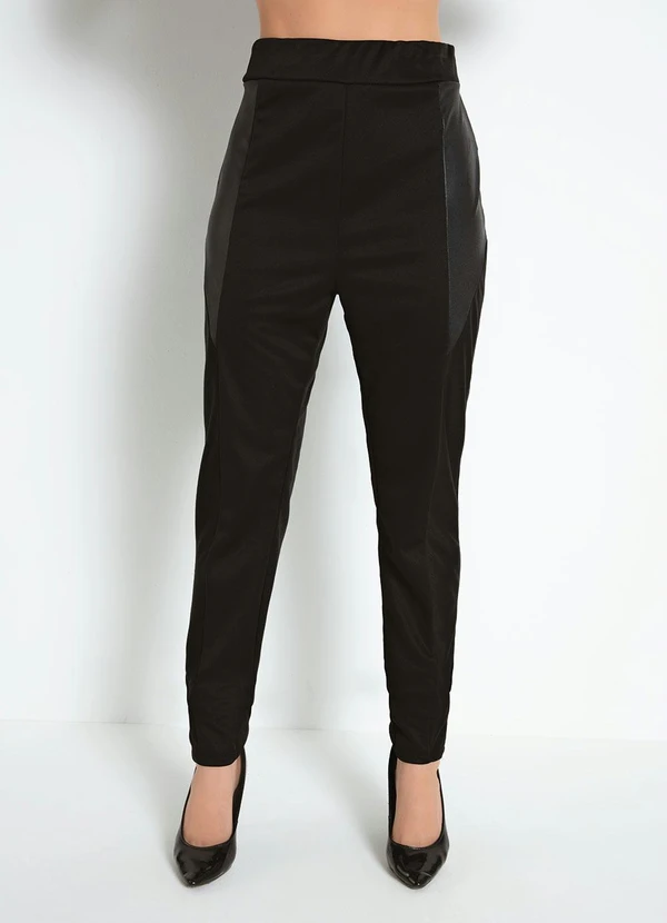 Moda Pop - Legging com Recorte Preta 5