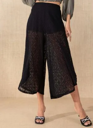 Quintess - Calça Preta em Renda com Elástico na Cintura - QUINTESS