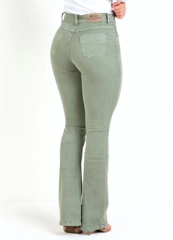 Sawary Jeans - Calça Boot Cut Verde Militar Sawary 2